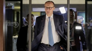 Мерц и Шолц се споразумяха да преразгледат "дълговата спирачка"