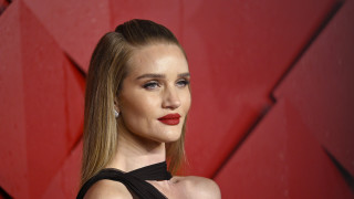 Роузи Хънтингтън Уайтли е сред красавиците които не се появяват много често