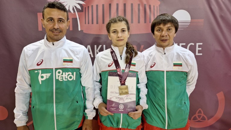 Спортът остава оазис за душата на българина, който се чувства