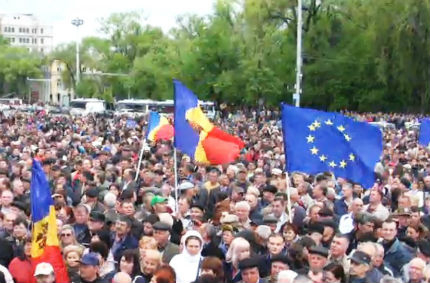 Молдовското правителство кани проевропейската опозиция на преговори 