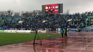 Ще прекратят ли дербито между ЦСКА и Левски?