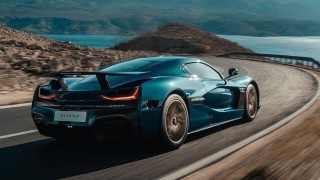 Малцина могат да си позволят автопарк като на Кристиано Роналдо