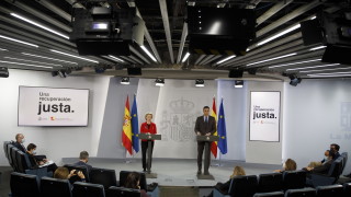 Лайен: ЕС трябва да бъде енергийно независим от Русия