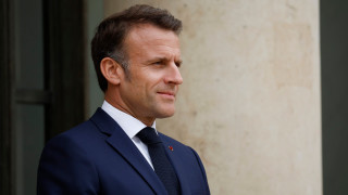 Френският президент Еманюел Макрон ще разговаря с украинския президент Володимир