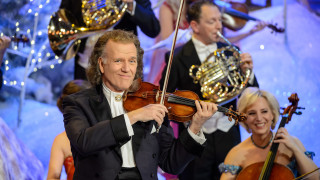 В началото на всеки месец правим кратък подбор на шест