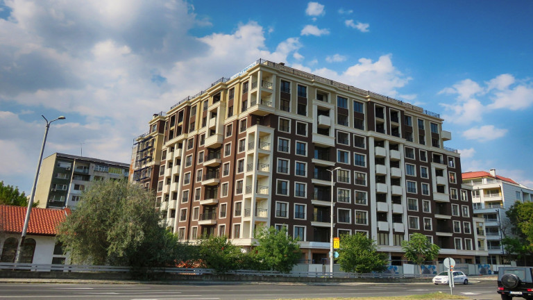 Варна и Бургас са лидери по нови жилища от началото на годината