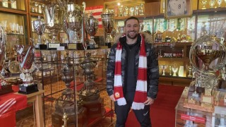 Бившият национал на България Иван Бандаловски вече е на