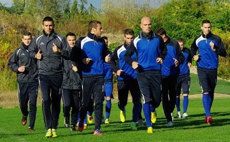 Черноморец едва събра група за Локо (Сф)