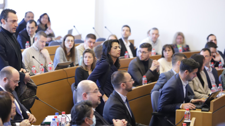 БСП и "Възраждане" напуснаха заседанието на СОС