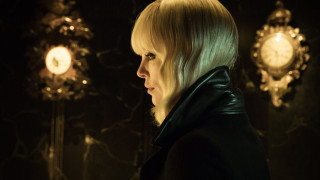 Харизматичната Чарлийз Терон влиза в екшън роля в най новата лента