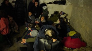 Руските военни бомбардираха историческата Светогорска лавра има пострадали хора съобщи