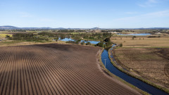 Мегапроект за милиарди: Стартирал по време на комунизма канал ще довежда вода от Дунав до 5 окръга в Румъния