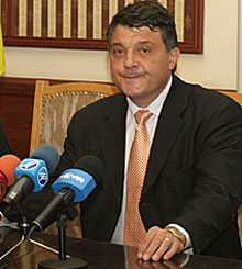 Свинаров: Нормално е премиерът да отрича за промени в кабинета