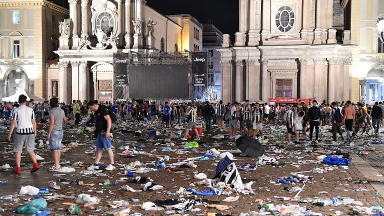 Потвърдиха първия смъртен случай след инцидентите в Торино