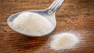 Колагенът е белтък който се среща в кожата костите и сухожилията