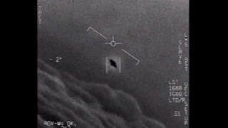 Пентагонът пусна видео клипове с НЛО