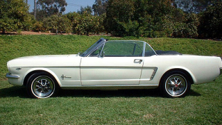 Първият Mustang се продава за 5,5 милиона долара