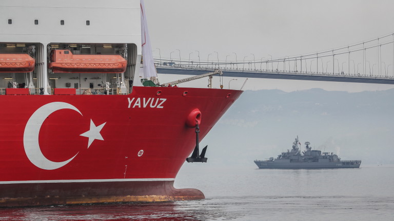 Турска държавна медия съобщи, че втори турски кораб е започнал