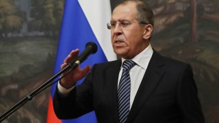 Русия обяви че гони 60 американски дипломати които се намират