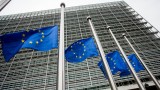  Европейска комисия дава на Украйна и Молдова статут на кандидат-членки на Европейски Съюз 