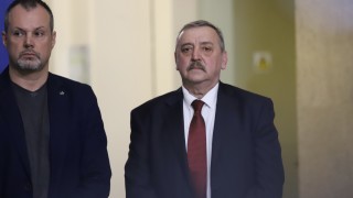 В Оперативния щаб очакват пик на коронавируса в третата третина