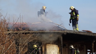 Над 1 млн. лв. са щетите от пожара в читалището в Гложене