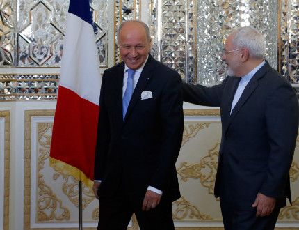 Иран и Франция с опит да рестартират отношенията
