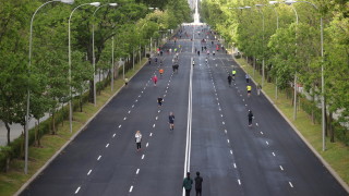 Здравните власти в Испания обявиха че още 143 души са