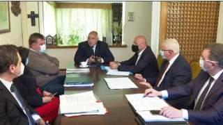 Кабинетът в оставка удължи извънредната епидемична обстановка до 31 май