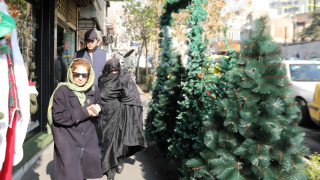 Иранските власти спряха мобилния достъп до интернет до задгранични сайтове
