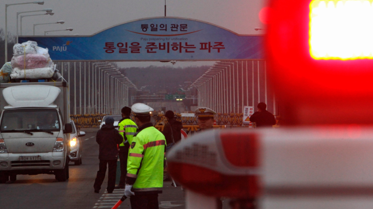 Южна Корея прекъсна всички комуникации с КНДР