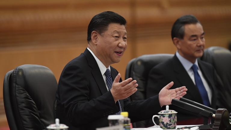 Комунистите в Китай обявиха Си Дзинпин за „ядрото” на партията