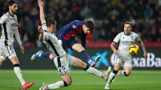 Барселона победи Осасуна с 3 0 у дома в отложен мач