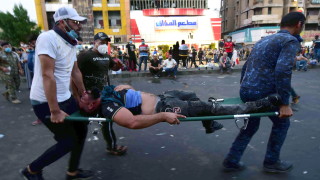 Протестите в Ирак: Общо поне 250 загинали, най-малко 18 убити през нощта