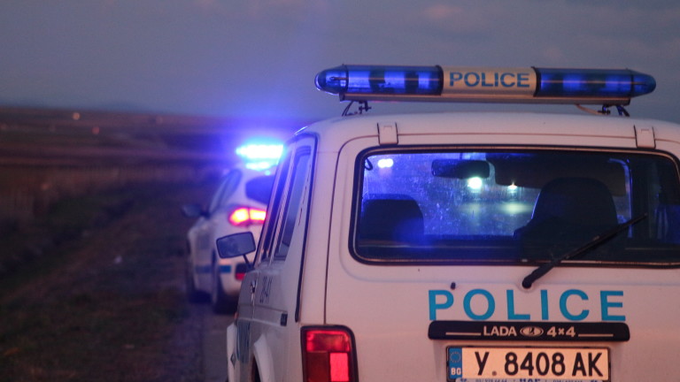 Полицията в Русе на крак заради сигнал за заровени химически вещества