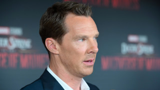 Когато гневен готвач нападне с нож в ръка дома на Бенедикт Къмбърбач