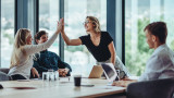 Comparably, Adobe, RingCentral, Meta - компаниите с най-високи заплати и бонуси