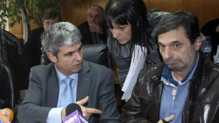 КНСБ и &bdquo;Подкрепа" притеснени от безвластието в държавата