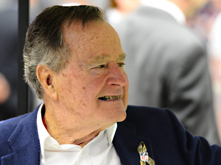 Джордж Буш-старши е изписан от болницата