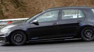 Volkswagen започна пътни тестове на осмото поколение Golf