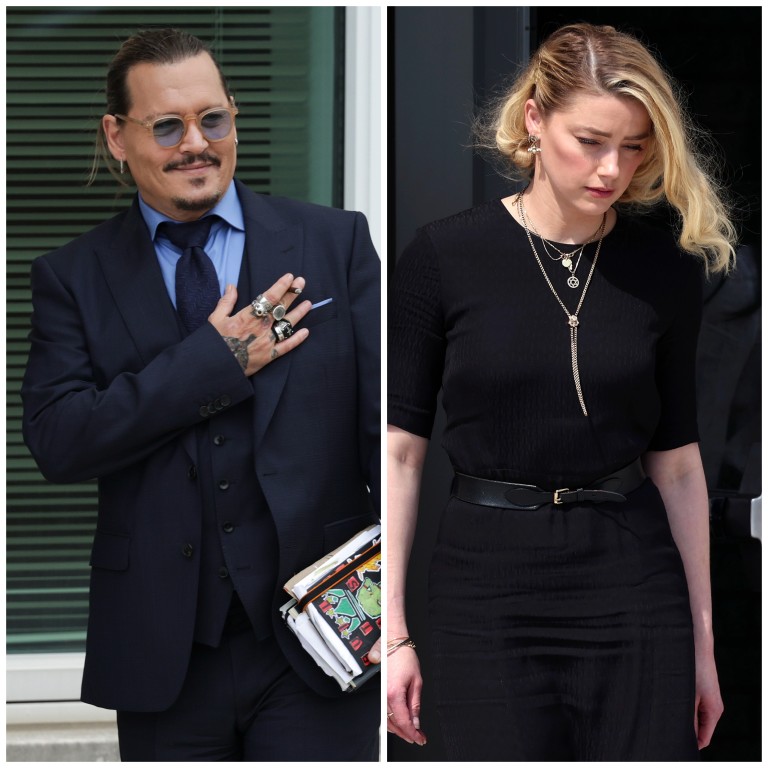 Амбър Хърд и Джони Деп по време на делото им