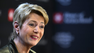 Президентът на Швейцария Карин Келер Зутер съобщи че е провела телефонен