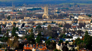 Челтнъм далеч не е от най популярните британски градове Известен най вече