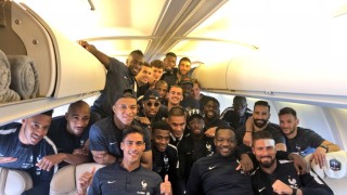 Една от звездите на френския национален отбор Килиан Мбапе сериозно