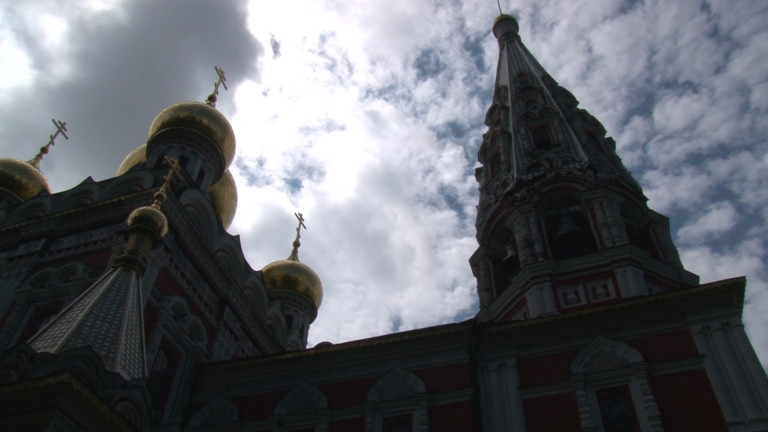 Черковните камбани в Пловдив бият от 21:00 до 21:15 часа в подкрепа на медиците