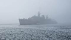 Русия стреля предупредително по товарен кораб в Черно море, плаващ за Украйна