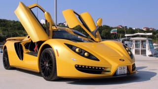 Българската суперкола на едно от най-големите автомобилни изложения в света