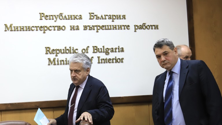 Ако новият МВР шеф се справи с пробойните в хазната, Рашков готов да го аплодира