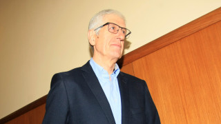 Ще допуснем ли Русия да ни "врътне кранчето", пита Румен Овчаров