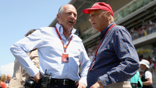 Рон Денис купува тим от Формула 1